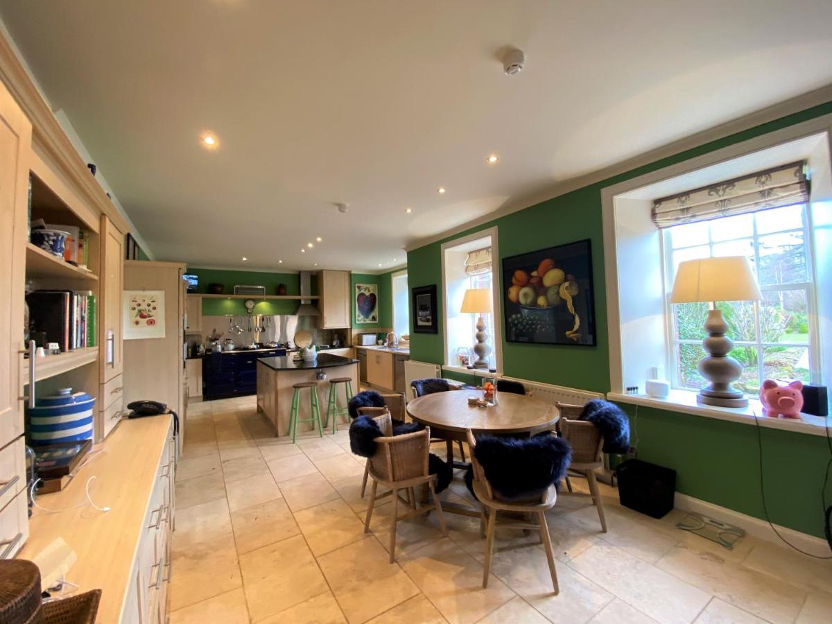 Carnell Country Estate & Holiday Cottages In Ayrshire Hurlford المظهر الخارجي الصورة
