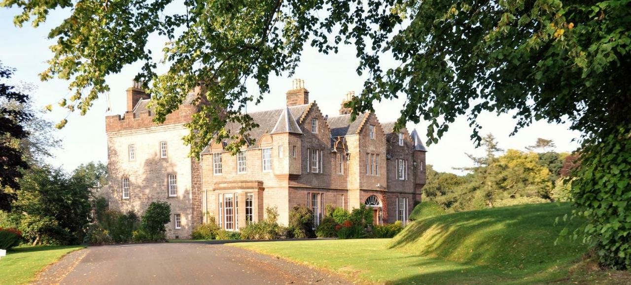 Carnell Country Estate & Holiday Cottages In Ayrshire Hurlford المظهر الخارجي الصورة